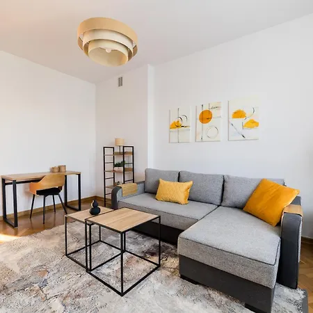 Osiedle Przyjazni Deluxe By Bookinghost *